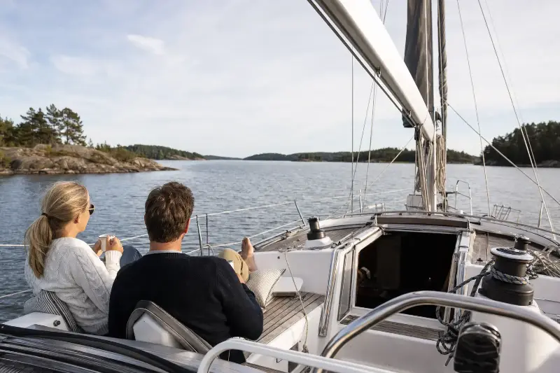 Schwedens Schärengarten: Sommersegeln zu zweit