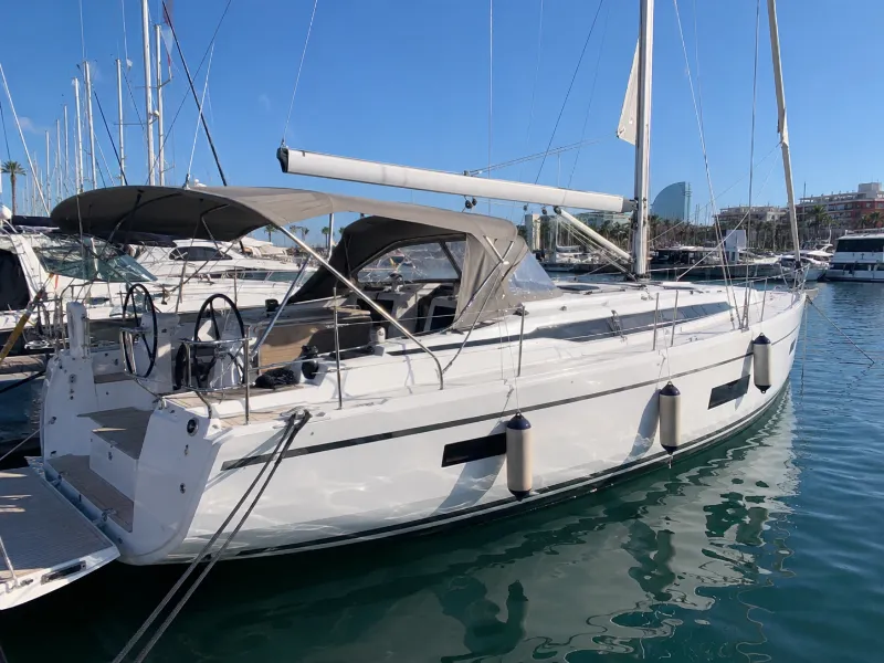 Bavaria C42 (2021) - 3